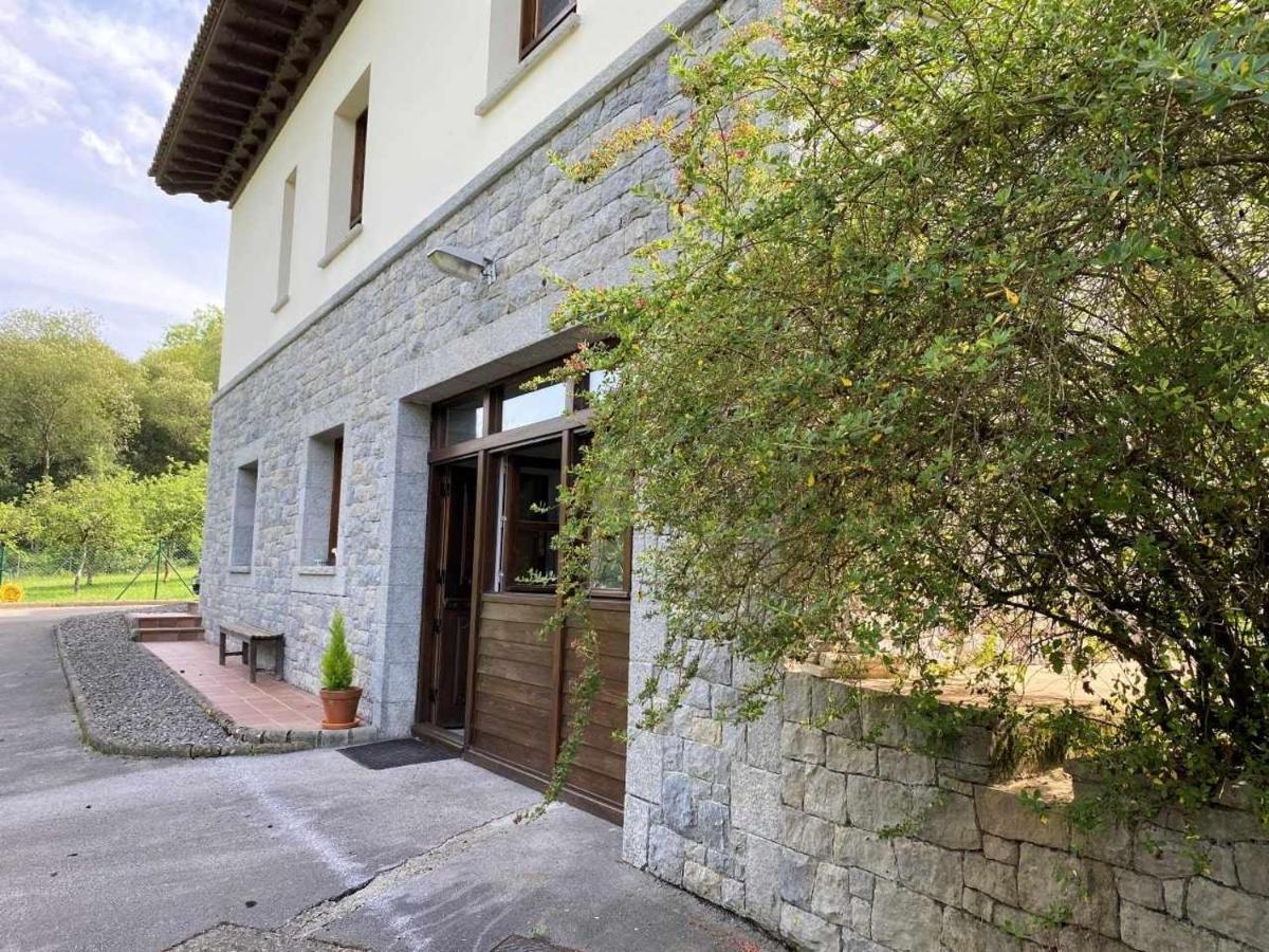 Casa De Los Carpinteros Arriondas Ngoại thất bức ảnh