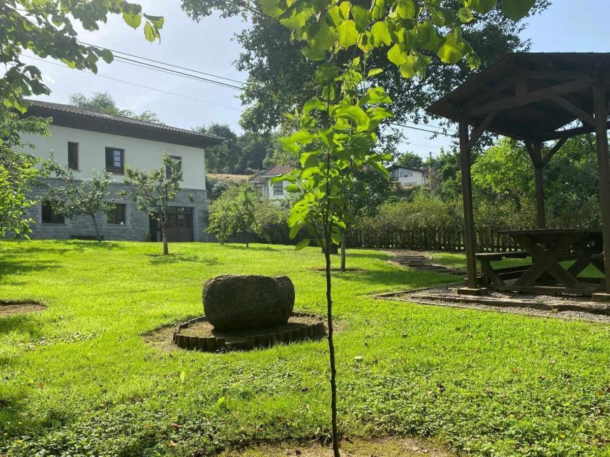Casa De Los Carpinteros Arriondas Ngoại thất bức ảnh